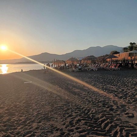 Favier Daire Amarynthos Dış mekan fotoğraf